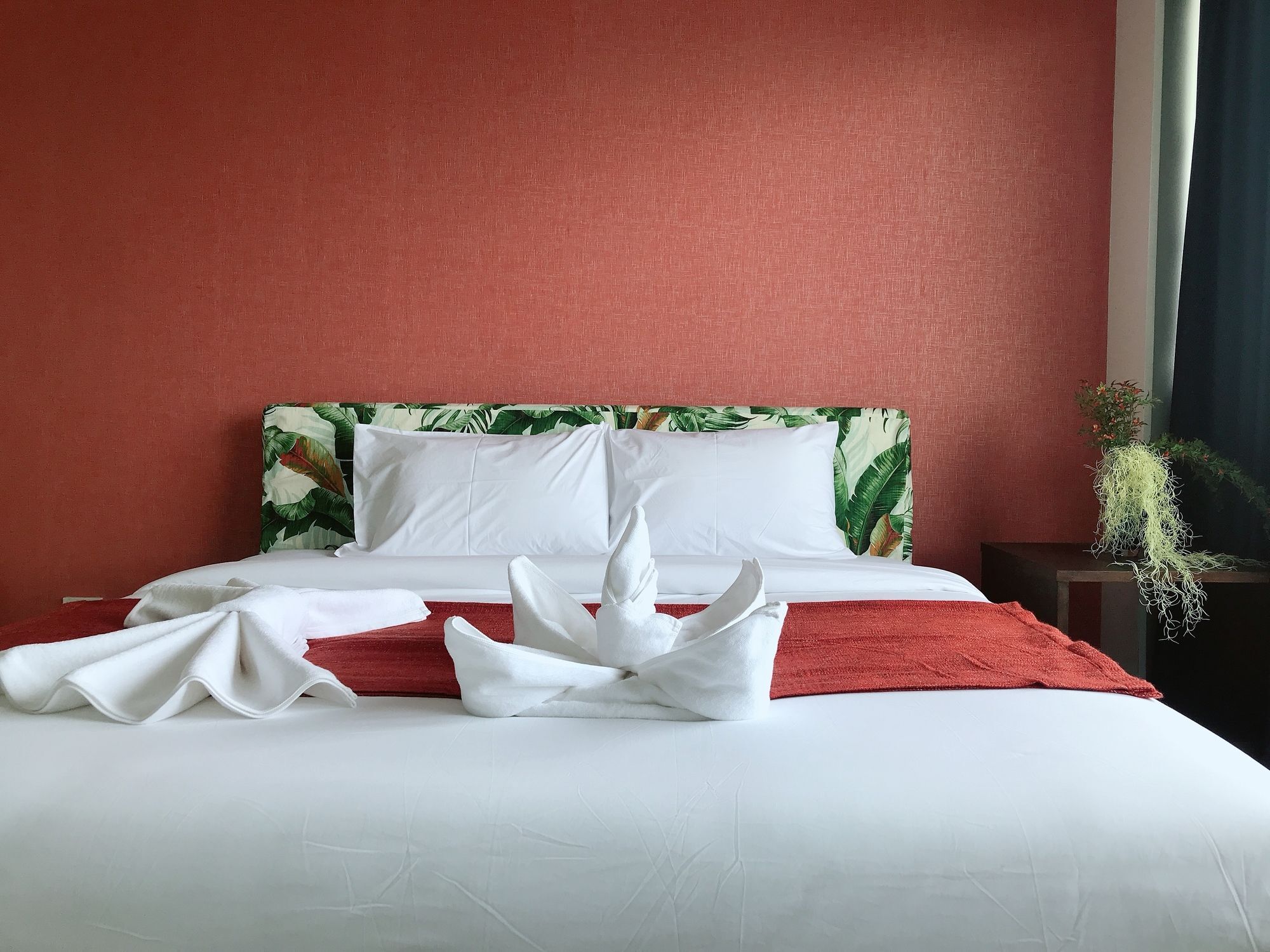 Апартаменты A2E : Ibiza Khao Tao Hua Hin Пранбури Экстерьер фото